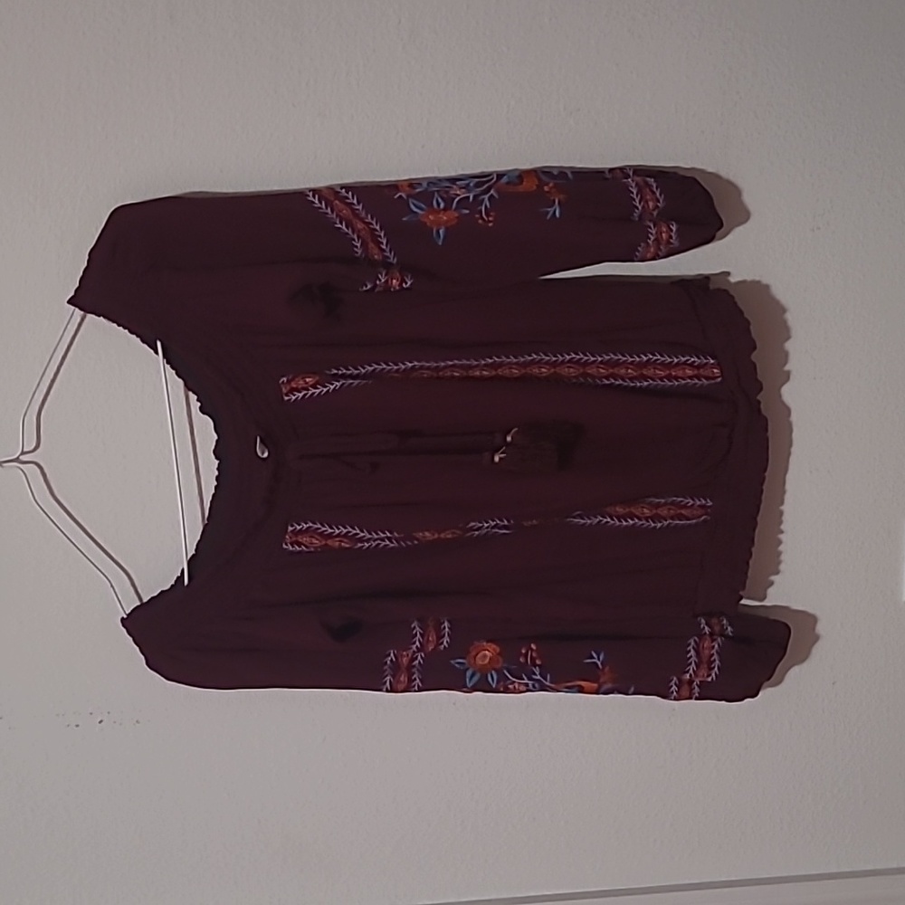 Xhilaration Size small regular or off the shoulder burgundy top